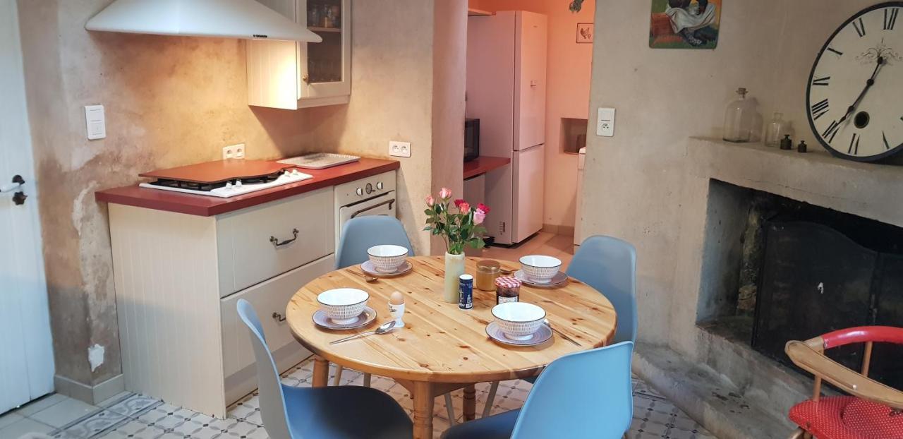 Maison Chaleureuse Et Familiale. Nalliers  ภายนอก รูปภาพ