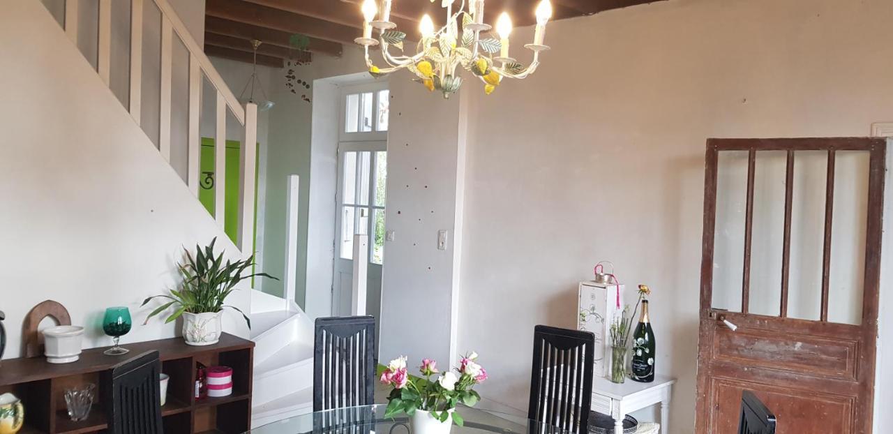 Maison Chaleureuse Et Familiale. Nalliers  ภายนอก รูปภาพ