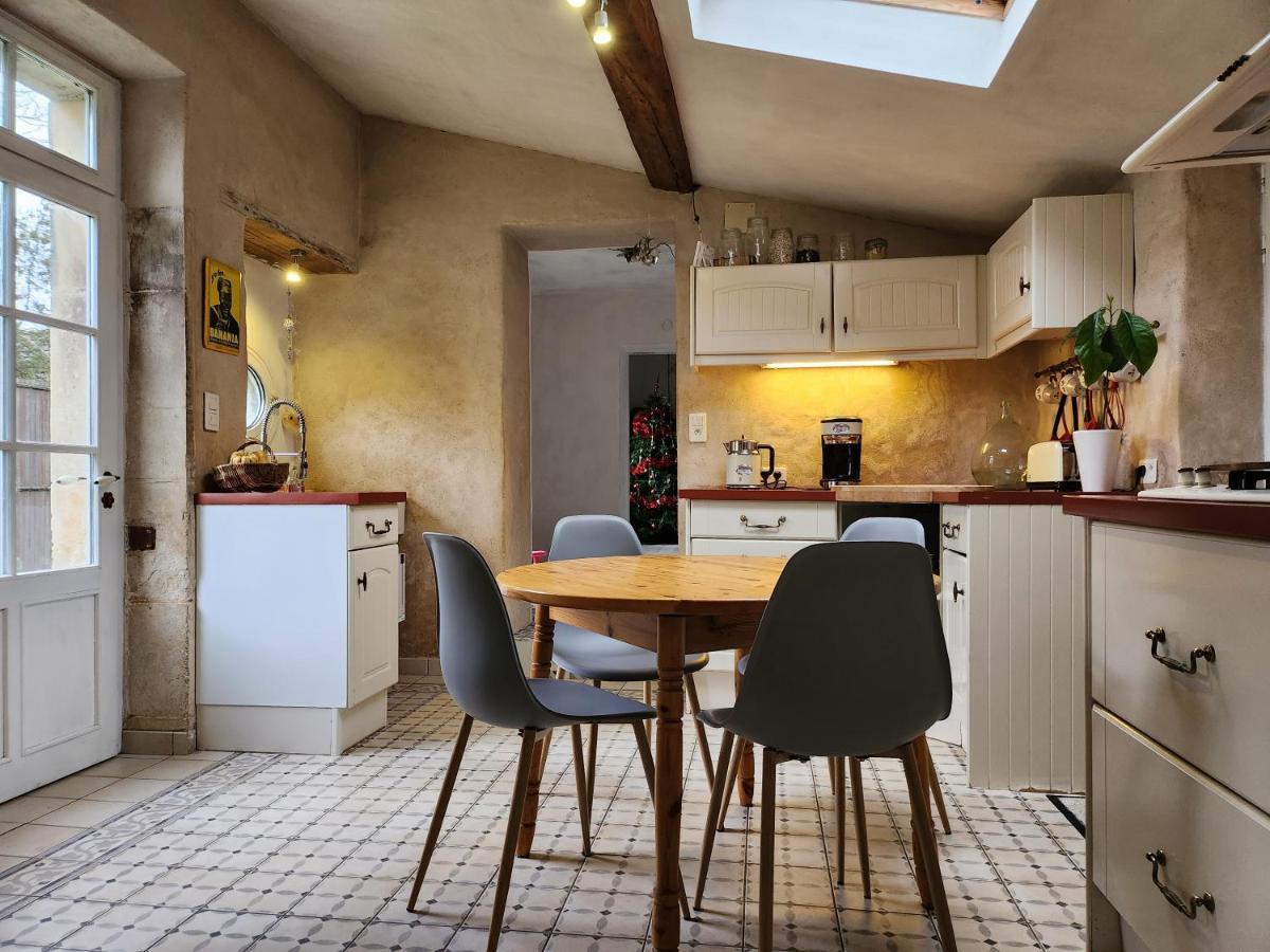 Maison Chaleureuse Et Familiale. Nalliers  ภายนอก รูปภาพ